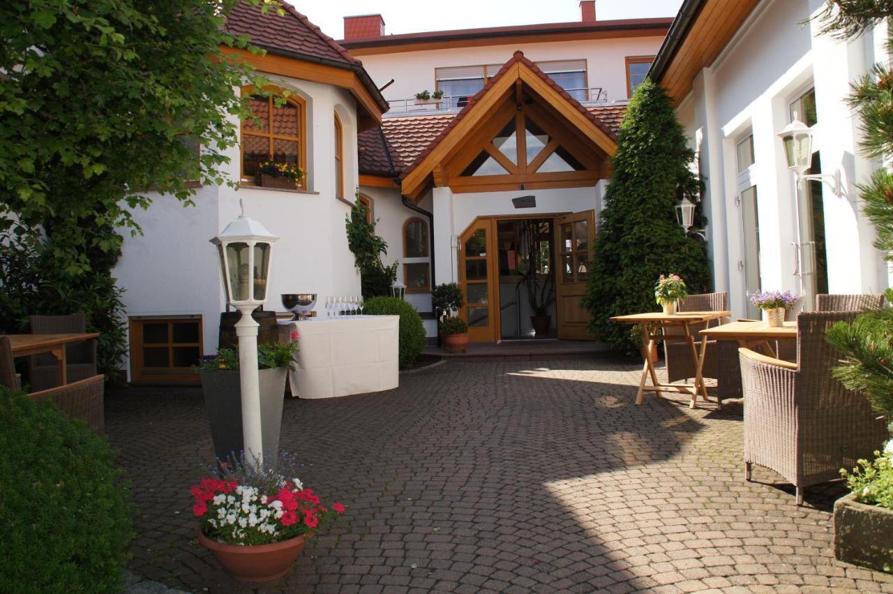 Landgasthof Druschel Шлюхтерн Екстер'єр фото